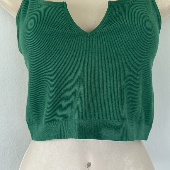 Bozzolo kelly green ribbed bodycon sleeveless crop top size small/medium - Picture 4 of 8